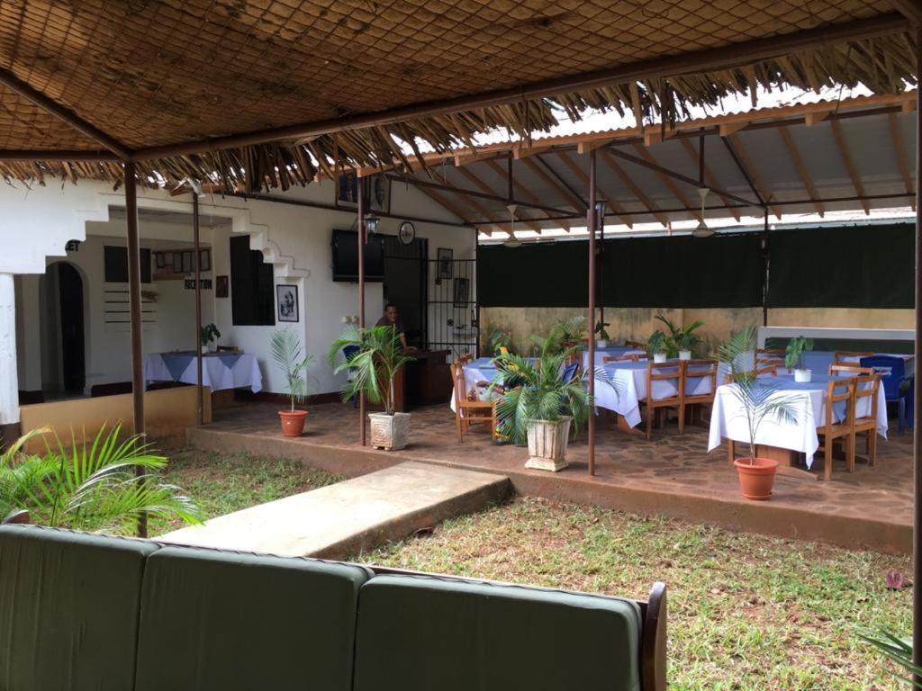 Hotel Mama Pierina Restaurant And Annex Morogoro Esterno foto